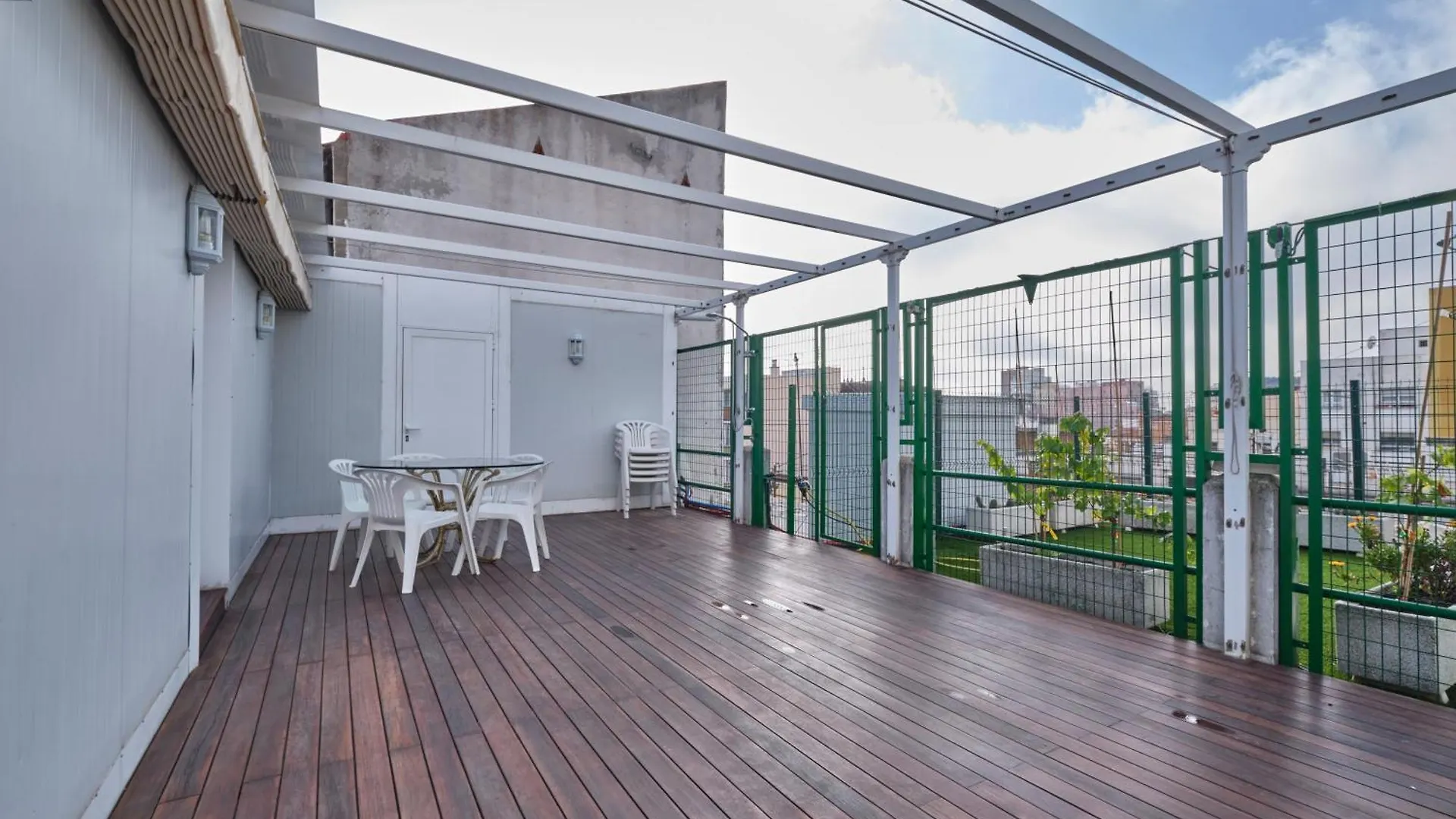 Apartamentos Carlos Madrid
